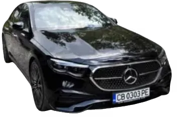 Mercedes E-Class 220, front view