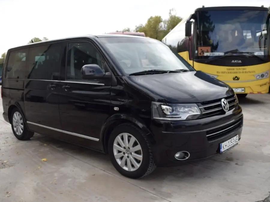 Black VW Transporter